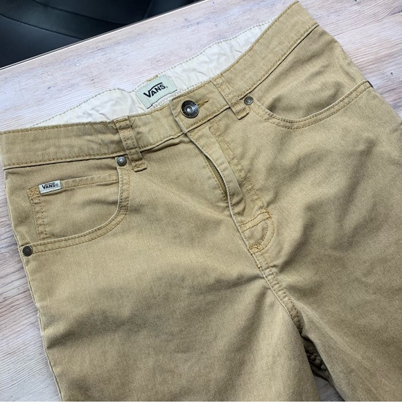 Boys Vans Shorts - Picture 12 of 14